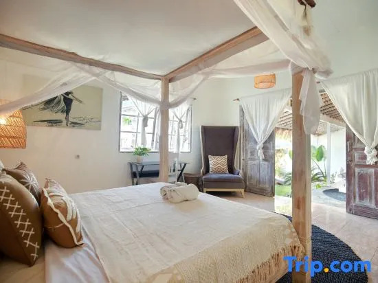 Affordable 4BR Villa | Seminyak-Canggu Border