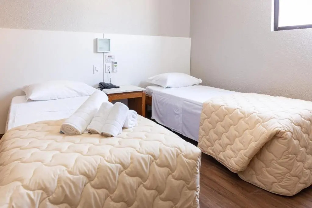 Hotel Lunes