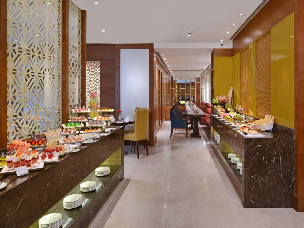 Golden Sarovar Portico