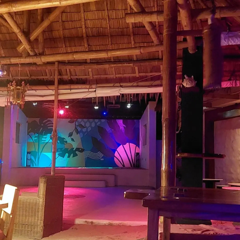 Sugar Lounge Lodge