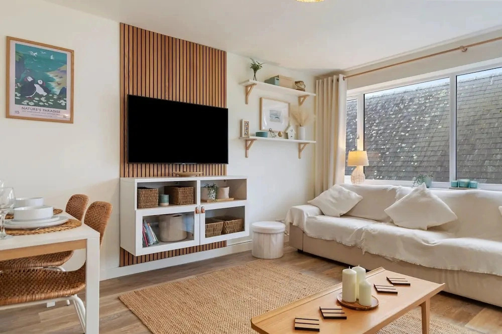 3 Monkstone Court - Close to Village and Beach