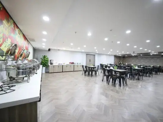 Grand Cozy Hotel (Nanjing University of the Arts Longjiang Subway Station Store)