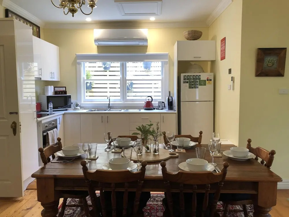 Brentwood Cottage
