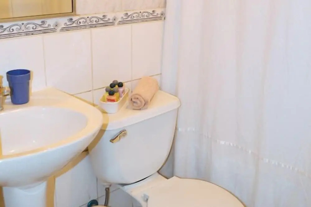 Hostal Almenas