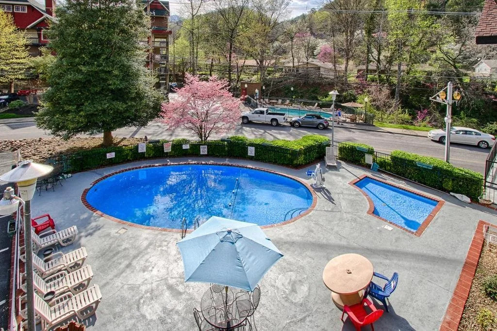 River Edge Inn