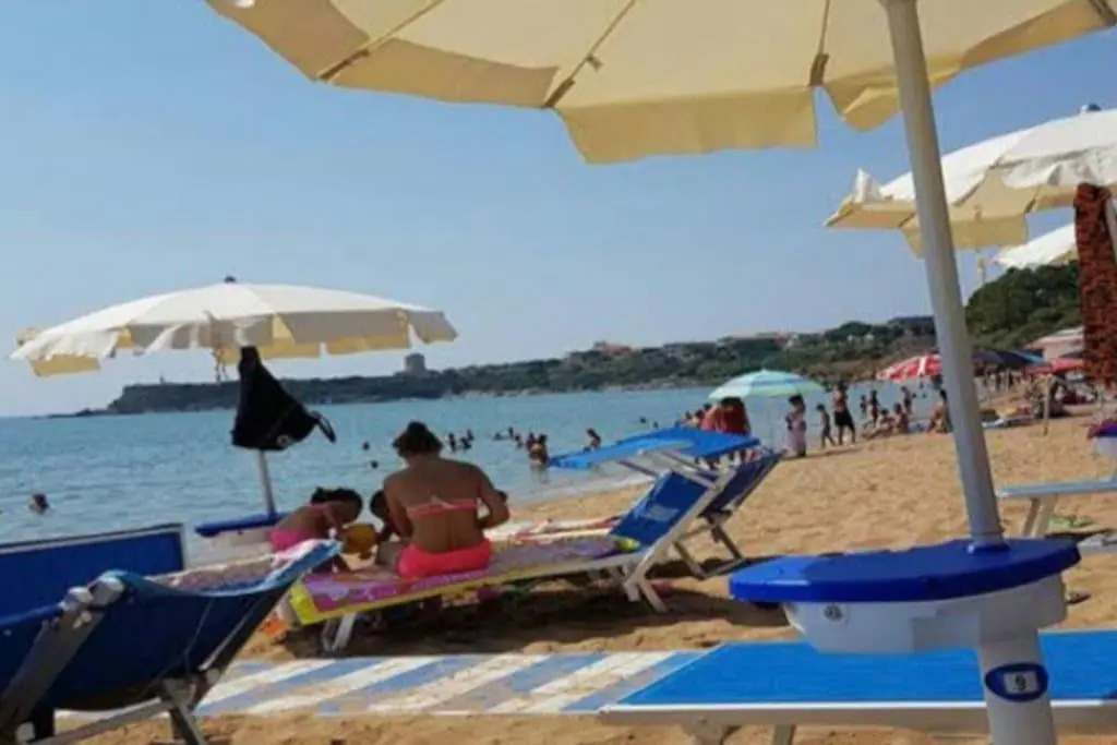 Capo Rizzuto, appartamento 200 mt dal mare