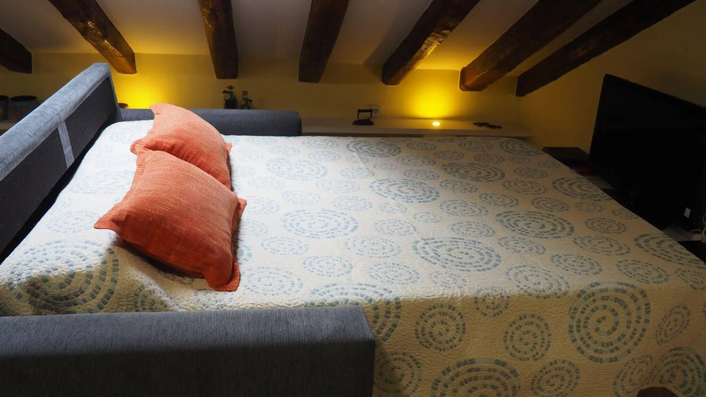Apartment In Historical Building Madrid