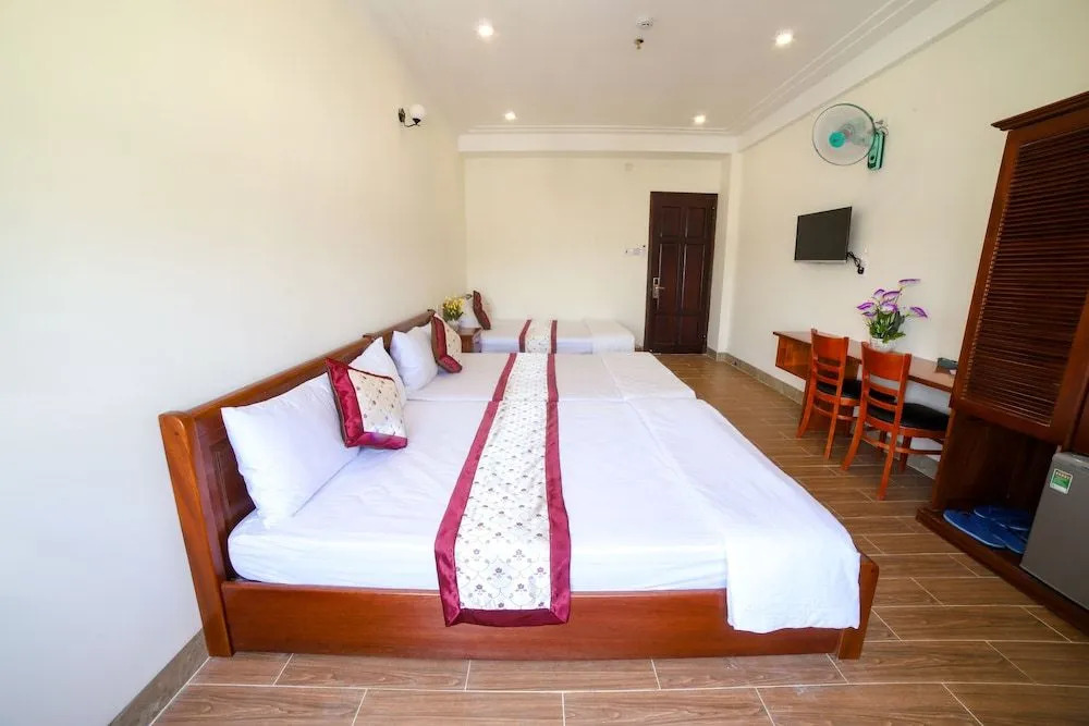 Khch San Bien Xanh