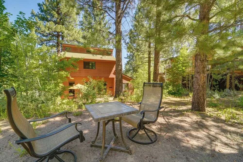 Shuttle to Ski Resort: Northstar Home