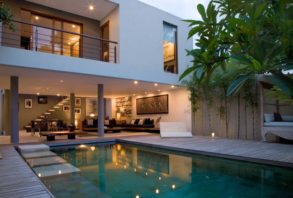 Villa Rio - Contemporary 2BR Villa in Downtown Seminyak