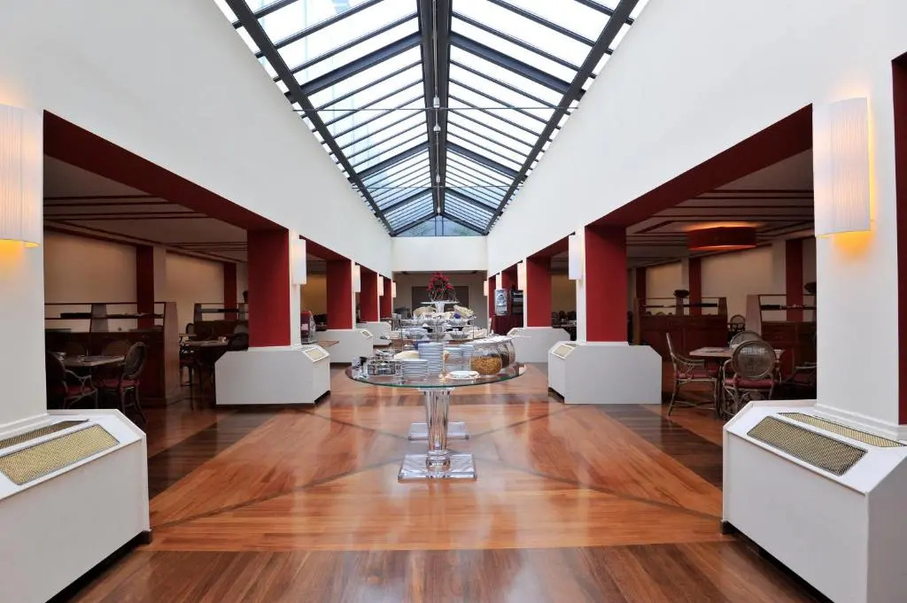 Tower Genova Airport - Hotel & Conference Center
