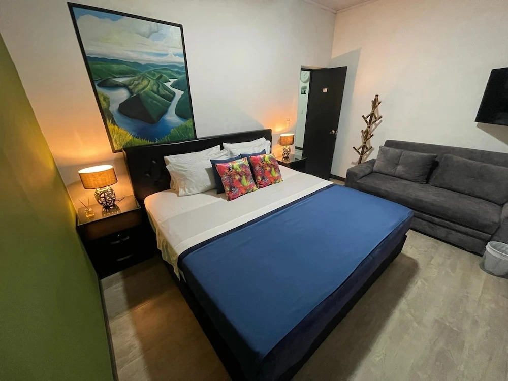 El Solar Casa Hotel