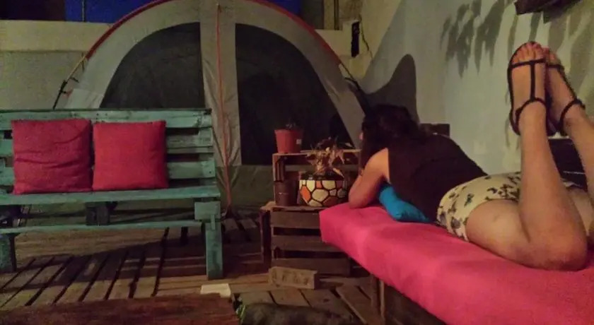Hostal 697