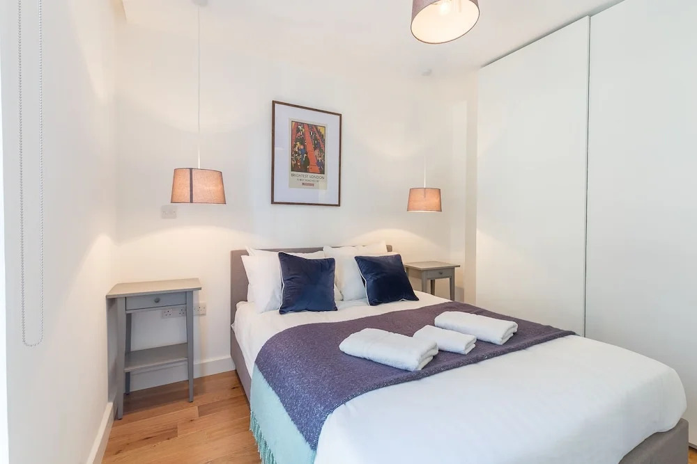 New Stylish 2 Bedroom Flat With Balcony Shoreditch