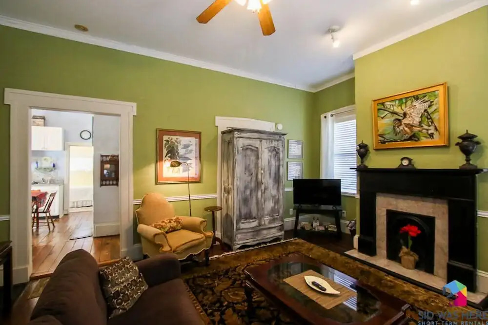 Artist House Lower in Forsyth Park Neighborhood Hist Savannah