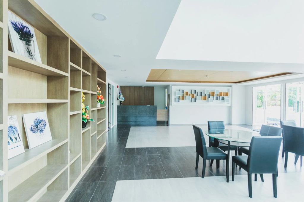 Condo in Kata in Ozone - Unit A606