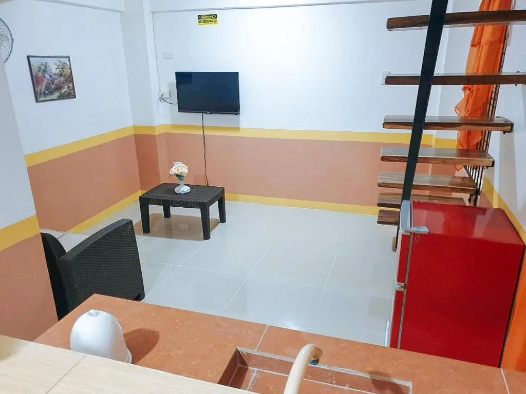 RedDoorz near SGM Condotel Villa Beach Iloilo