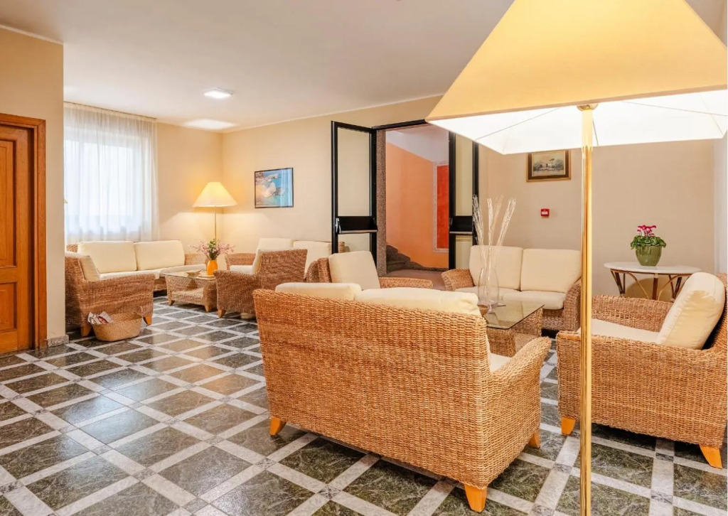 Rina Sea Apartments