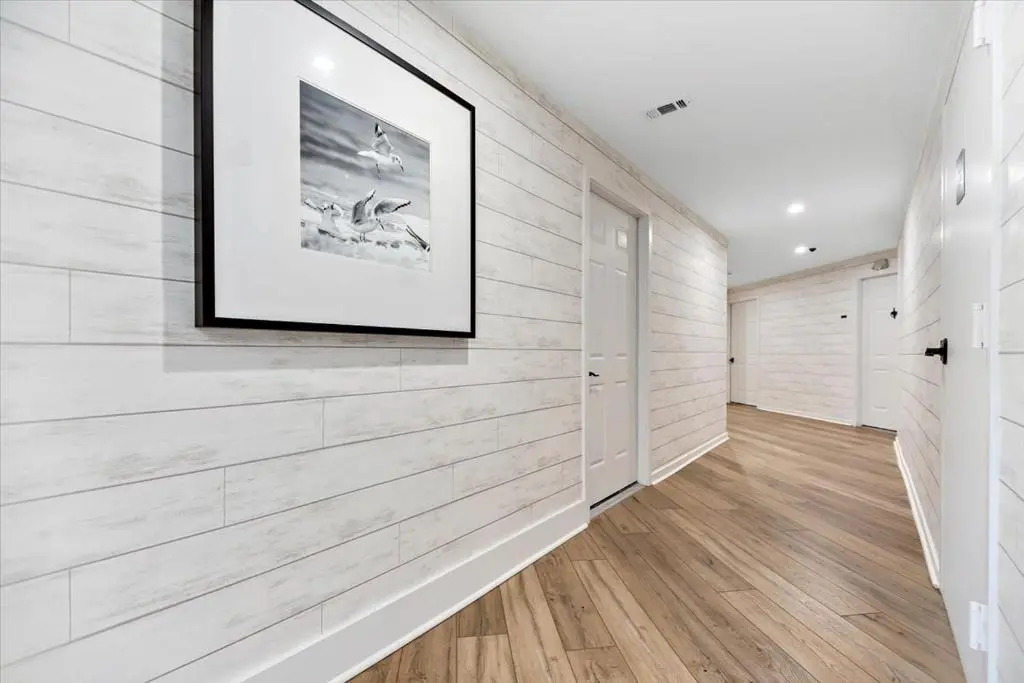 Village House 303, 2 Bedrooms, Sleeps 6, Elevator