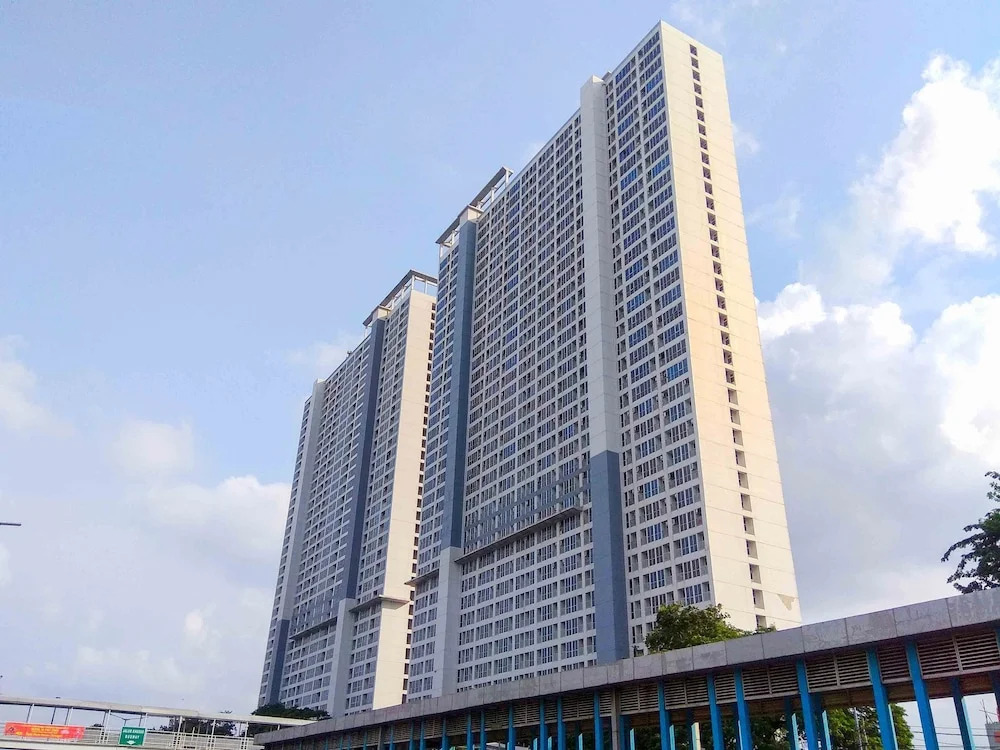 Homey And Comfort Studio At Tifolia Apartment