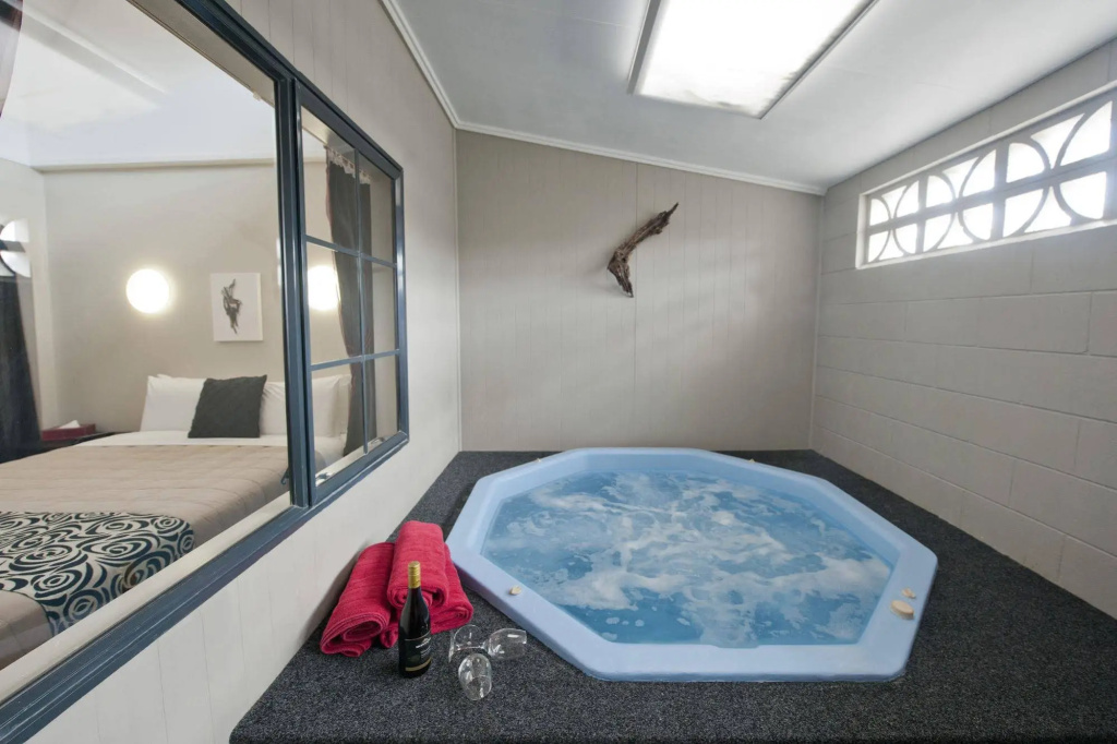 Sport Of Kings Motel