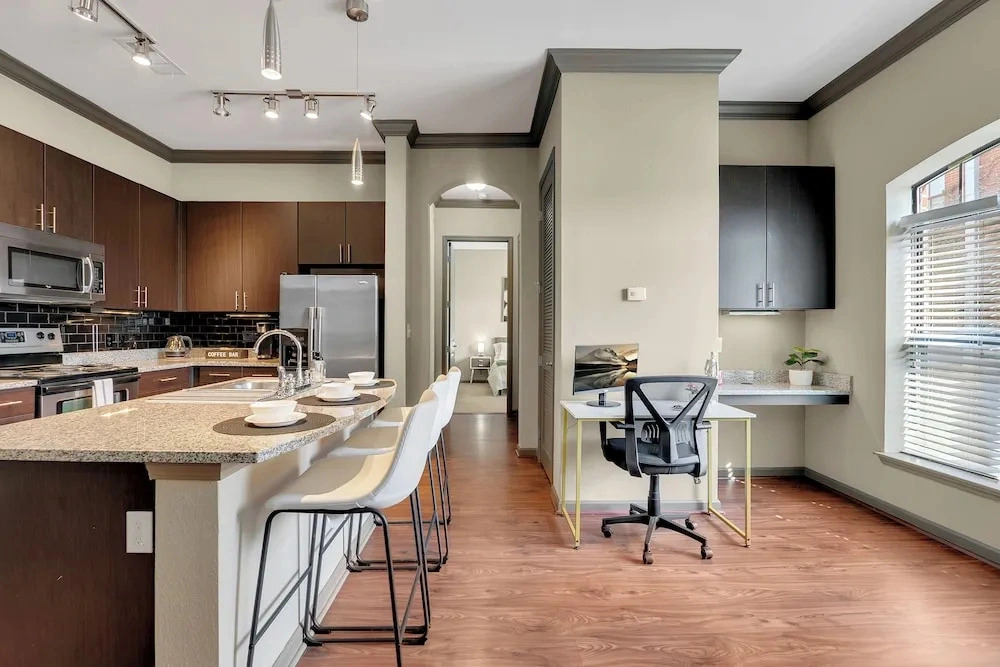 The Metro by Stylish Stays