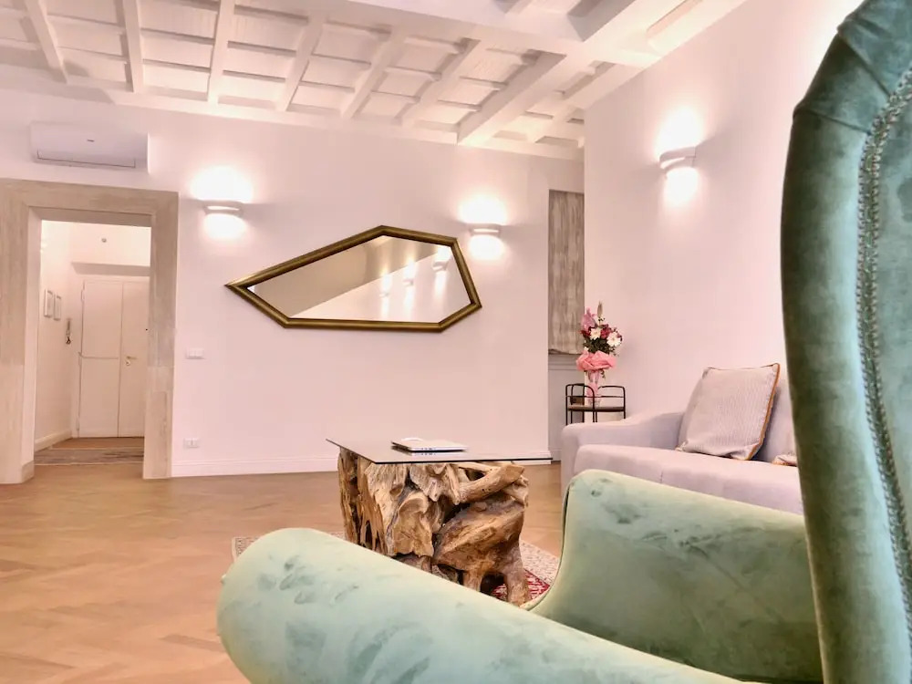 Helmirage suite Trevi