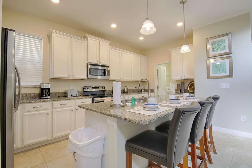 2914 Paradise Palms