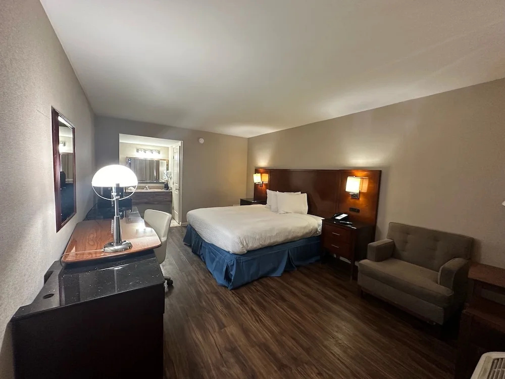 Gateway Hotel