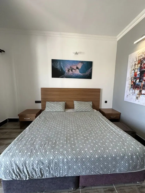 Sandhill Hotel