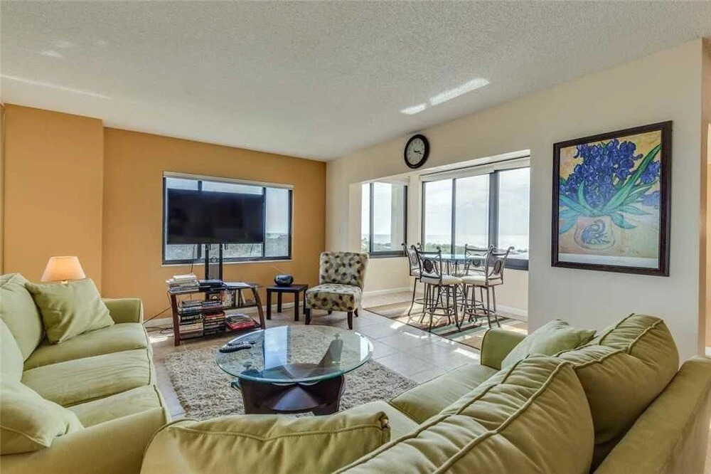 Sandarac A409 - Two Bedroom Condo