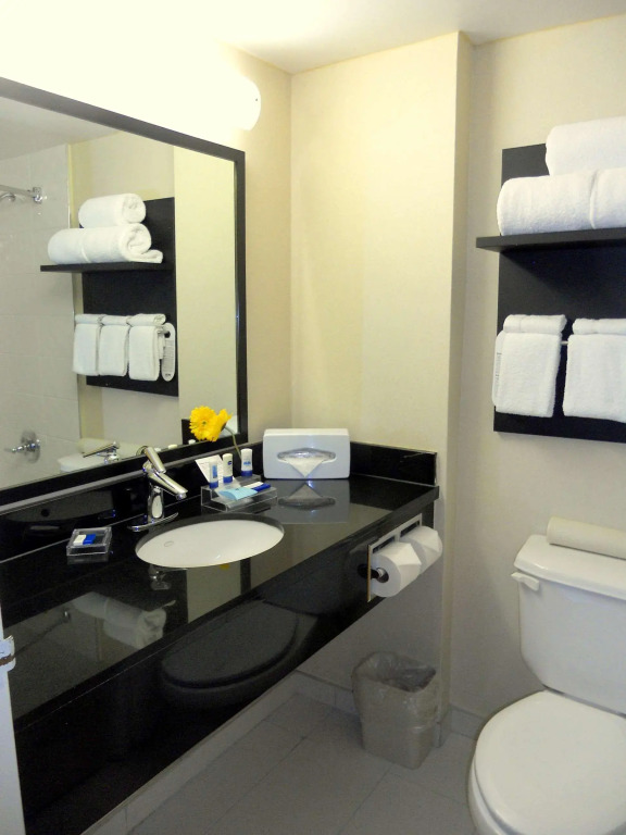 Park Inn & Suites by Radisson, Vancouver