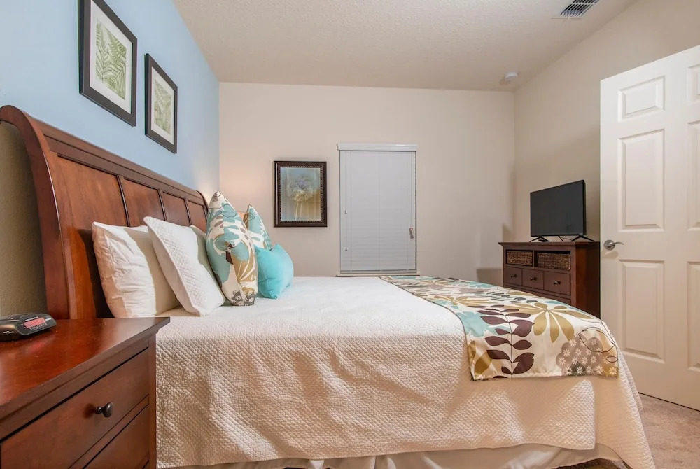 November Special WL 4 Bed 3 Bath Id:273628