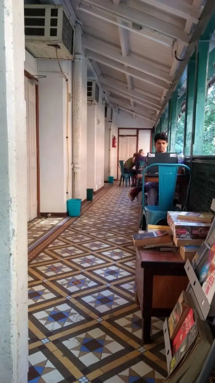 Carlton Hotel Mumbai - Behind Taj Mahal Palace Colaba Mumbai