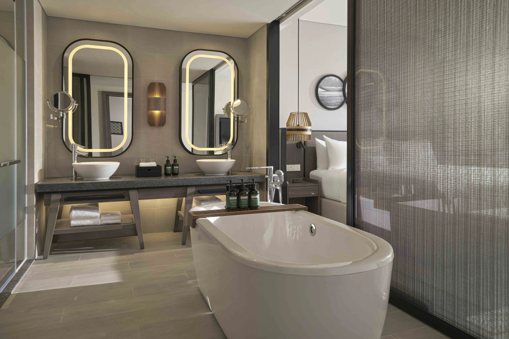 Crowne Plaza Phu Quoc Starbay by IHG