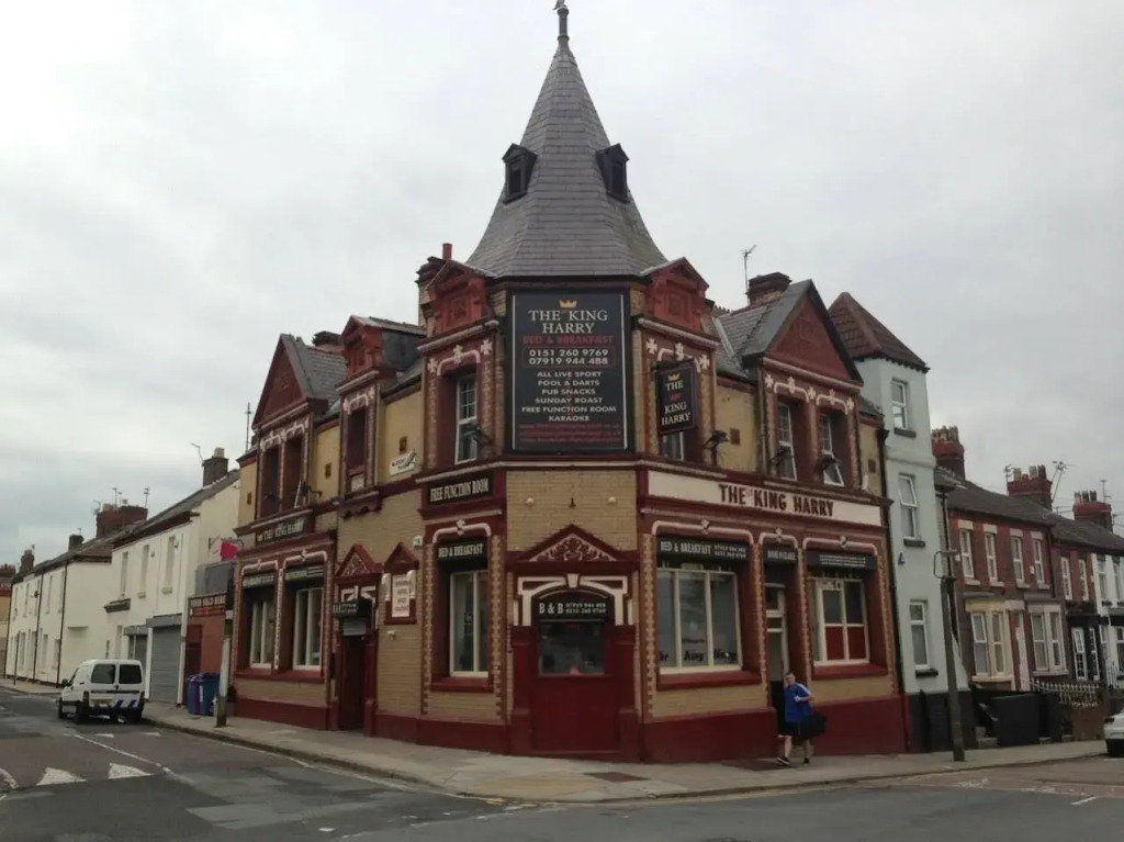 Brownlows Inn Guest House formerly The King Harry Accommodation