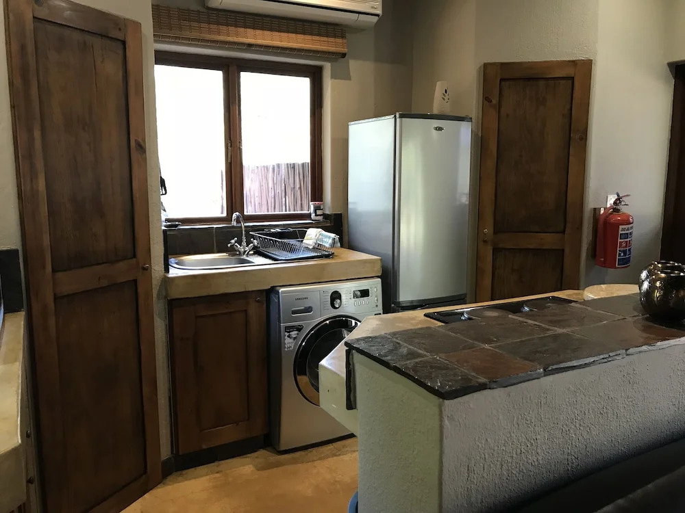 15 Raptors Lodge