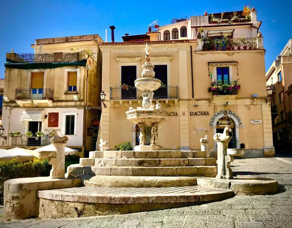 Casa del Ginnasio - Taormina city center