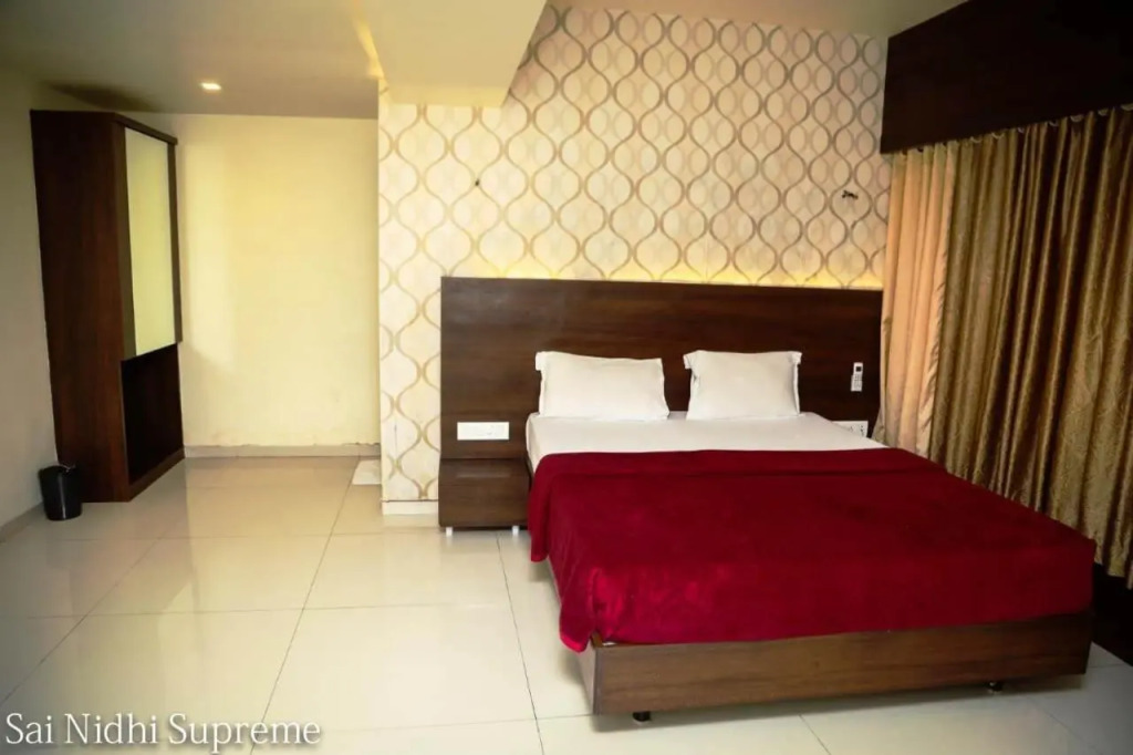 Hotel Sai Nidhi Executive-MindSpace Airoli Navi Mumbai