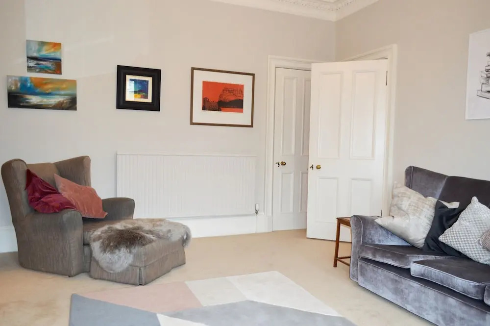 3 Bedroom Family Home With Garden