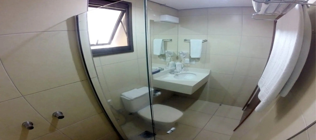 Hotel Continental Business - 200 metros do Complexo Hospitalar Santa Casa