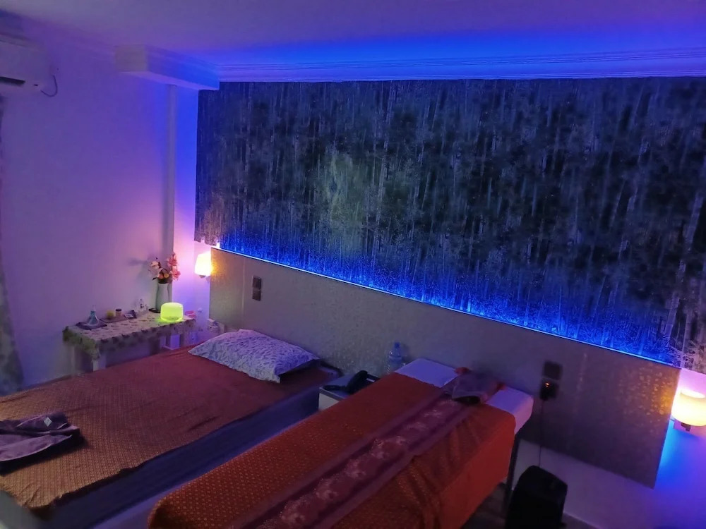 Beach Grand & Spa Premium