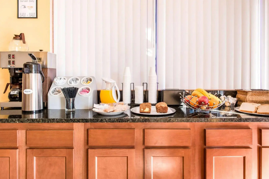 SureStay Hotel by Best Western Findlay