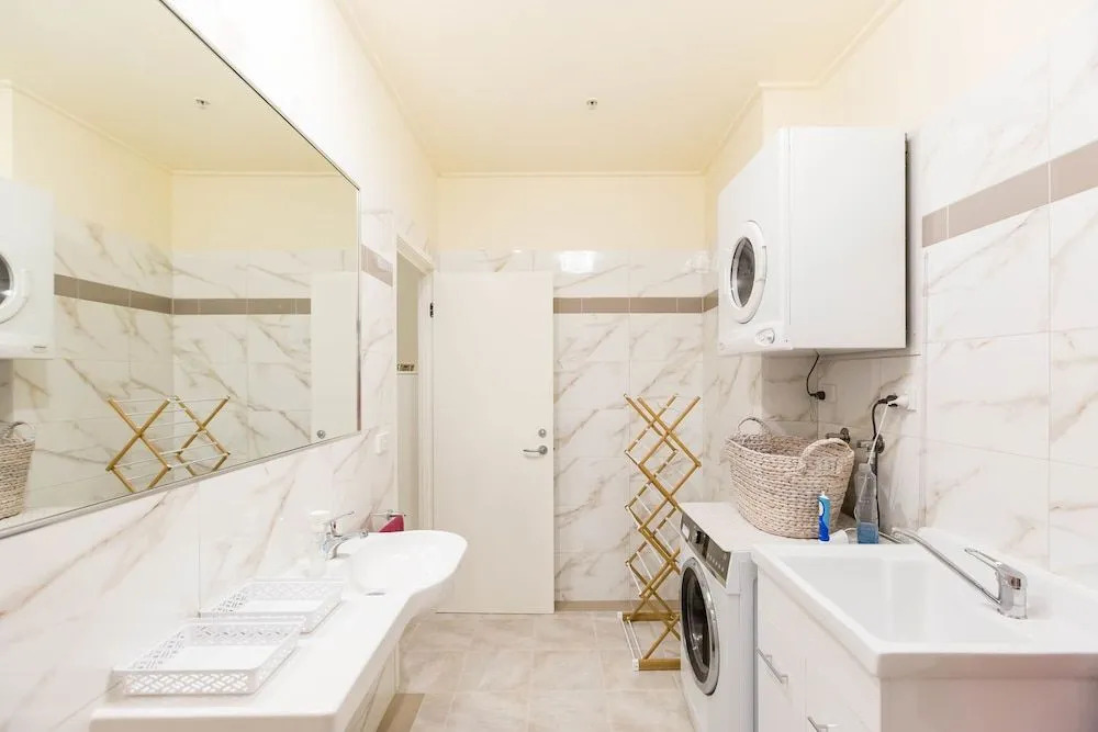 ARCHIE, 1BDR Melbourne Apartment