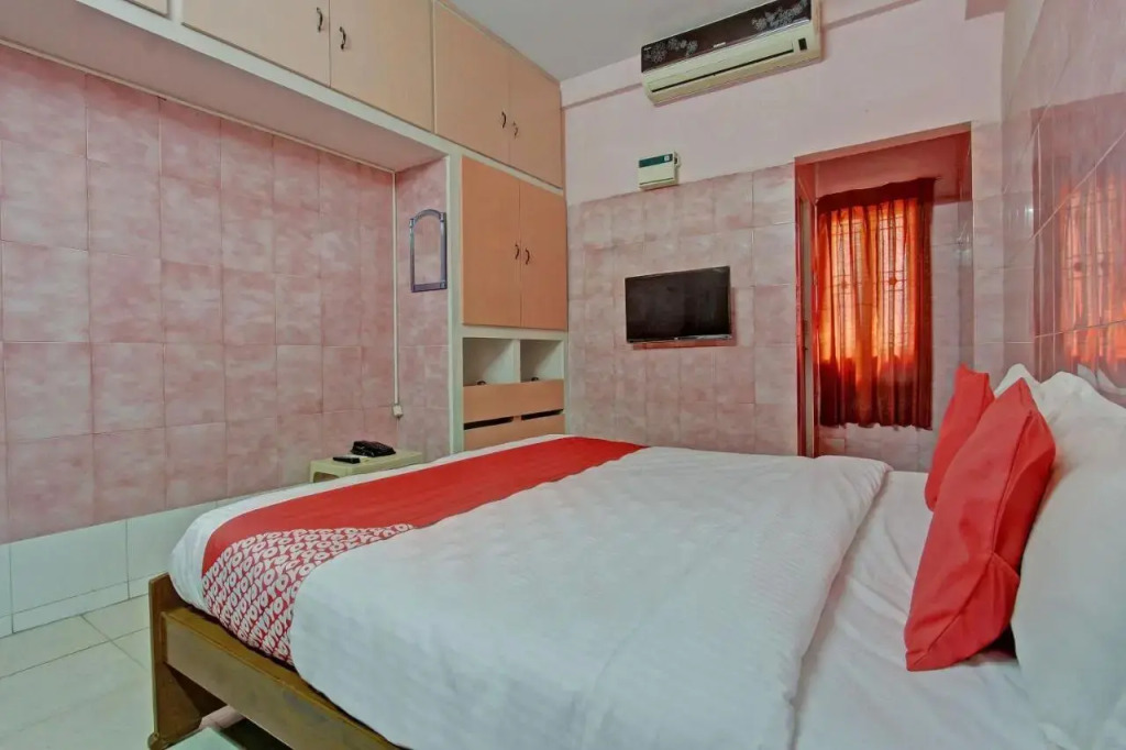 OYO 23672 Annai Residency