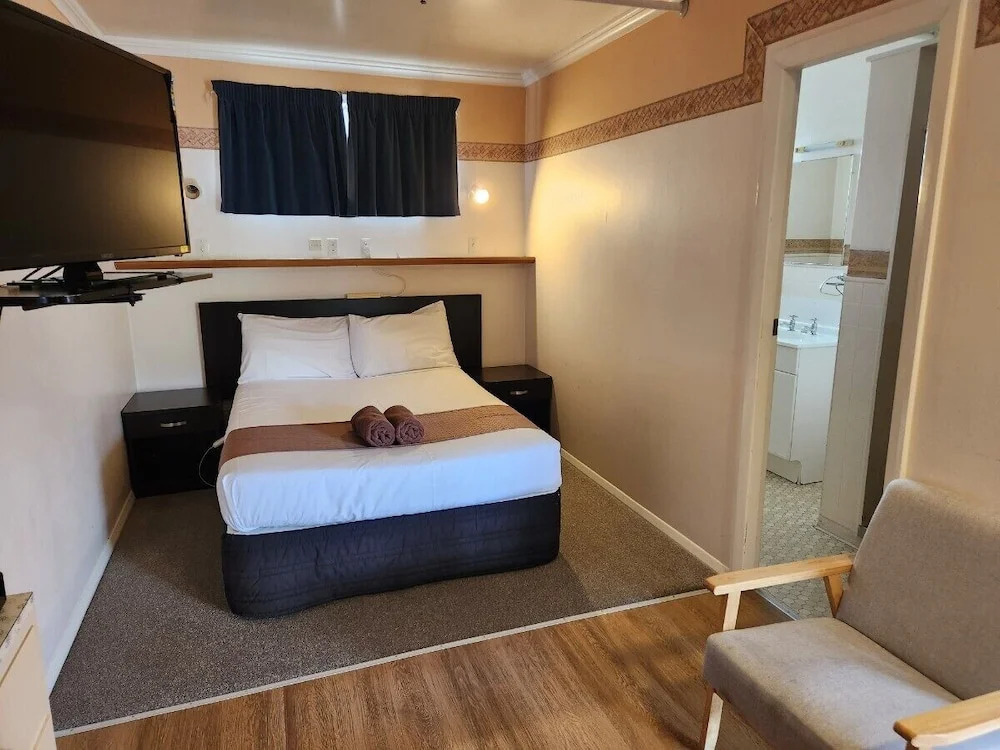 Mayfair Court Motel