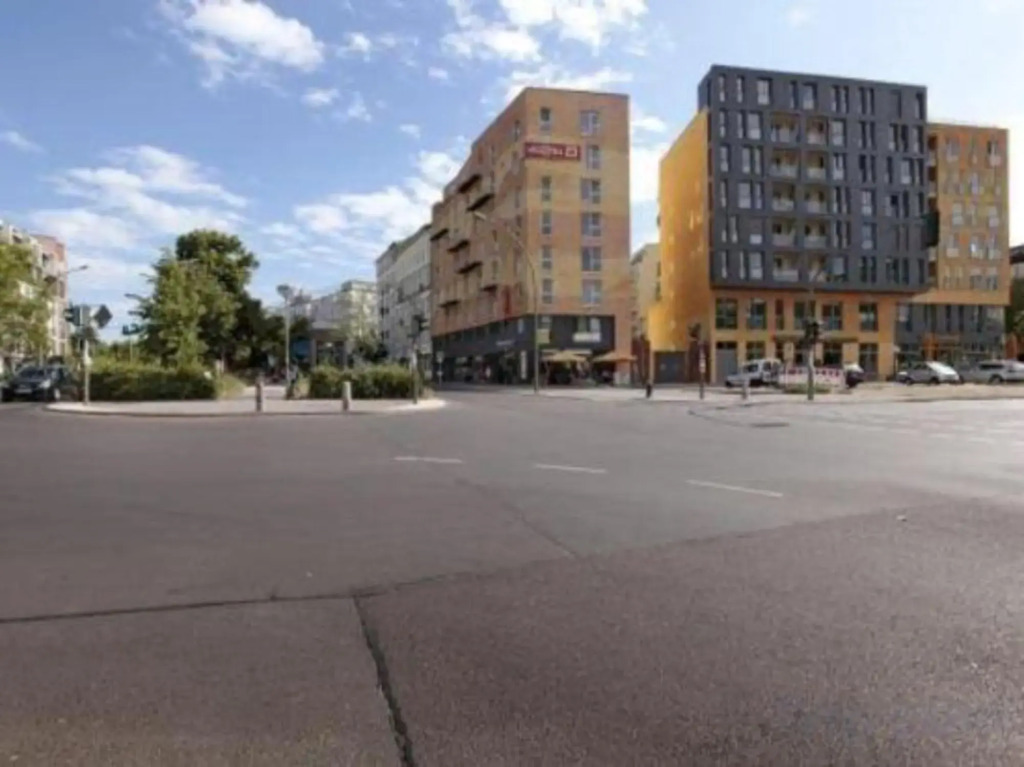 Отель Meininger Berlin Alexanderplatz