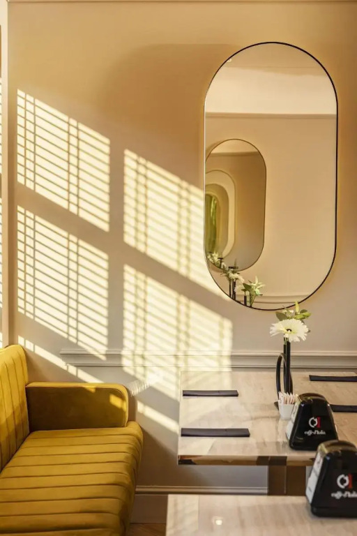 ESTE PARK HOTEL -- part of Urban Chic Luxury Design Hotels - Parking & Compliments - next to Shopping & Dining Mall Plovdiv