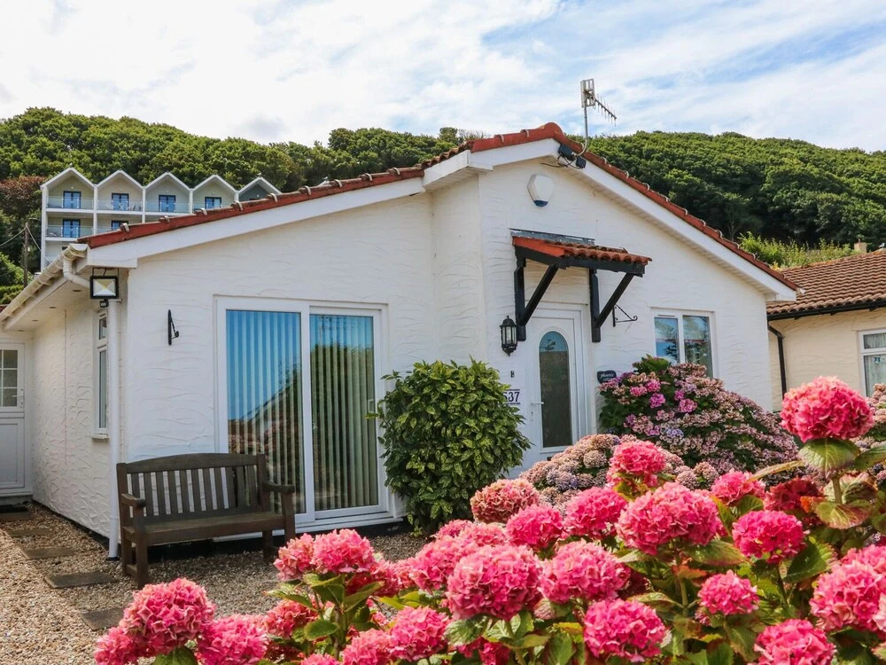 Phoenix Cottage
