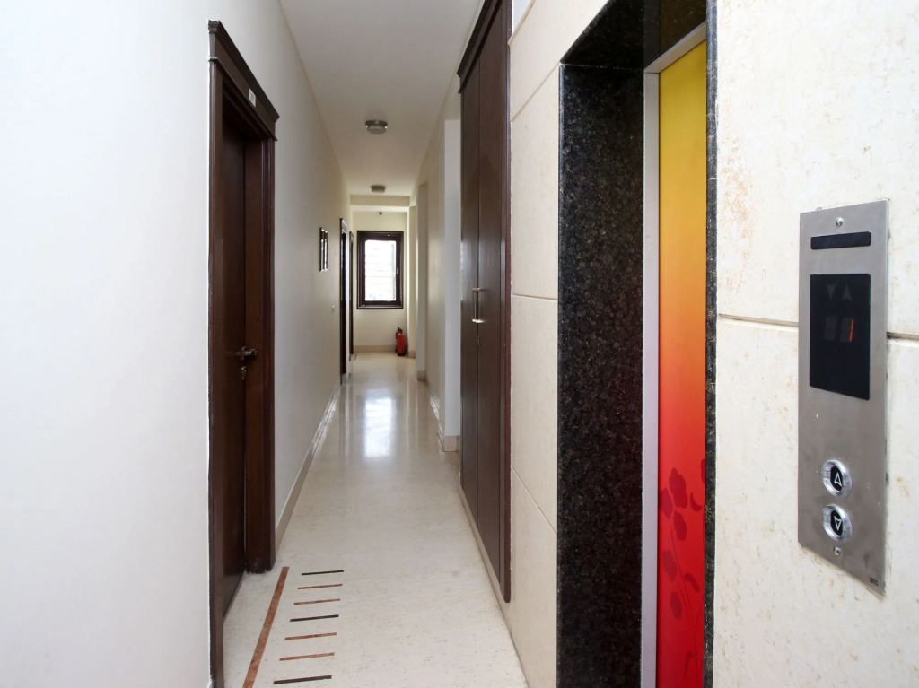 Hotel Good Care by OYO Rooms